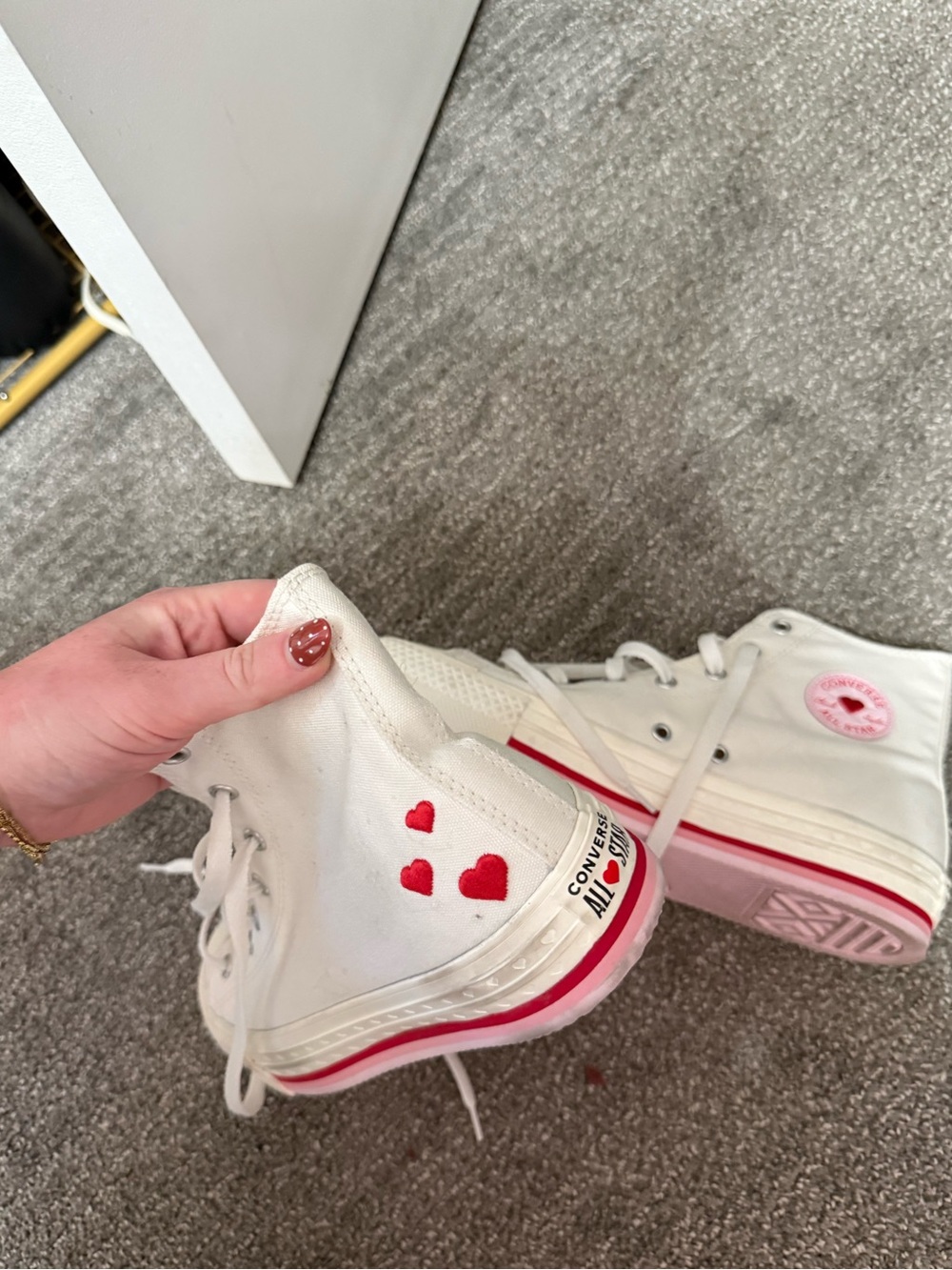 Womens Converse - Picture 2 of 3
